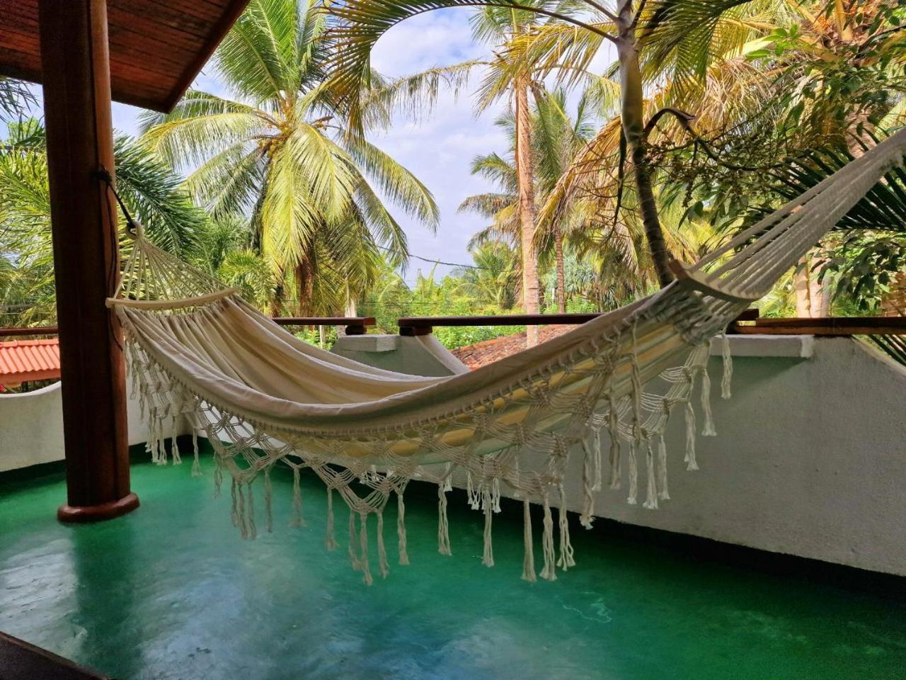 Panorama Beach Hotel Тангалла Экстерьер фото