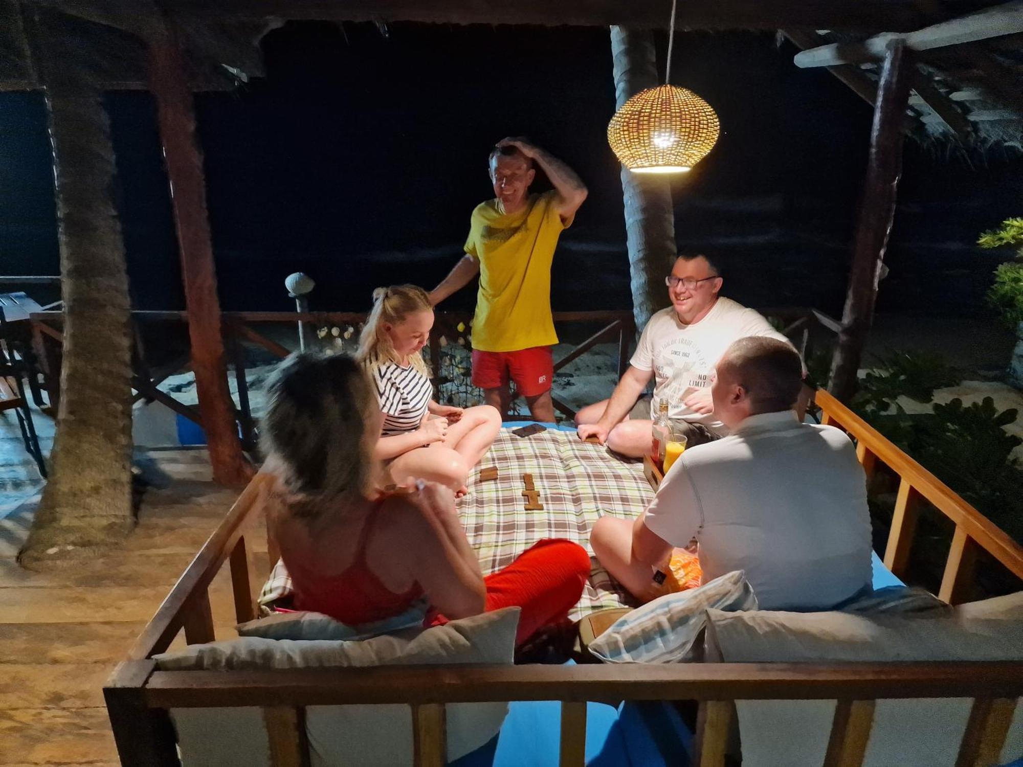 Panorama Beach Hotel Тангалла Экстерьер фото